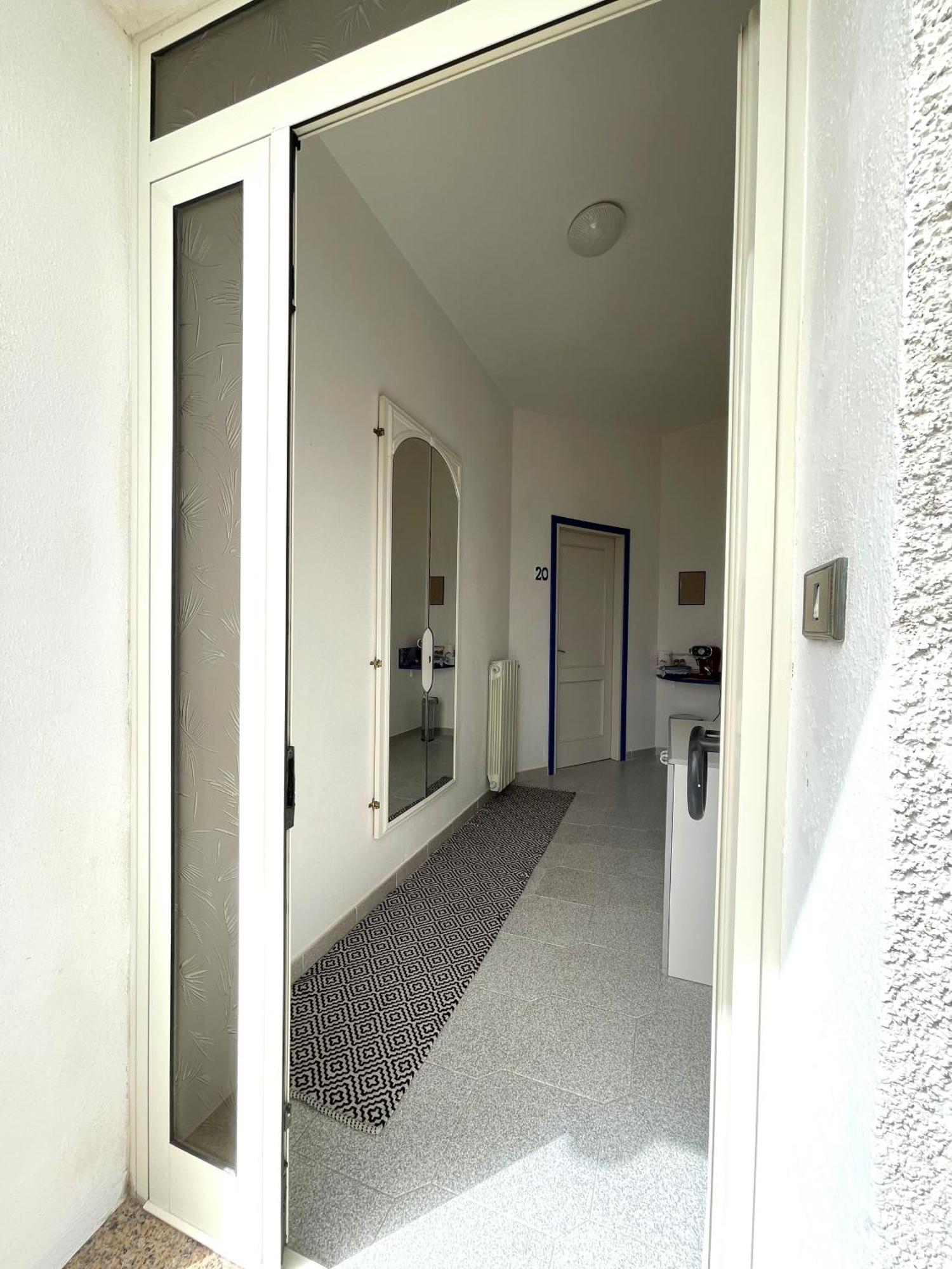 Imperia85 Lt Hotel Olbia Exterior photo